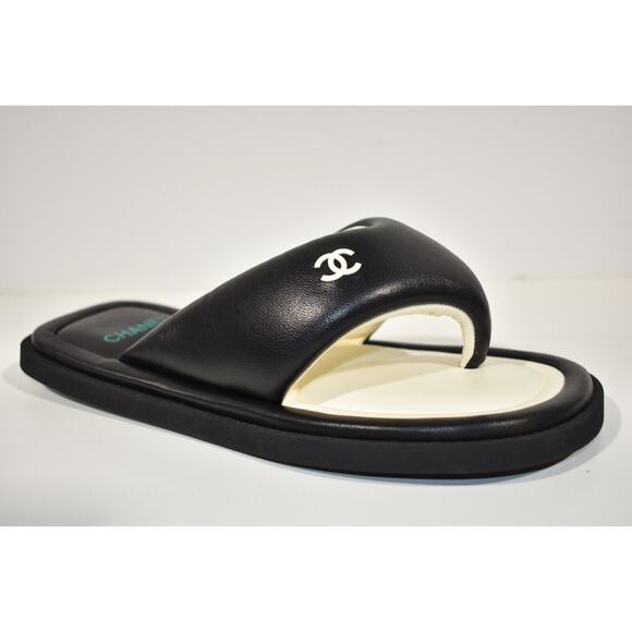 Chanel 22P Black White Lambskin Padded Pool Thong Logo Mule Slide Flat Sandal 42 - Picture 4 of 12